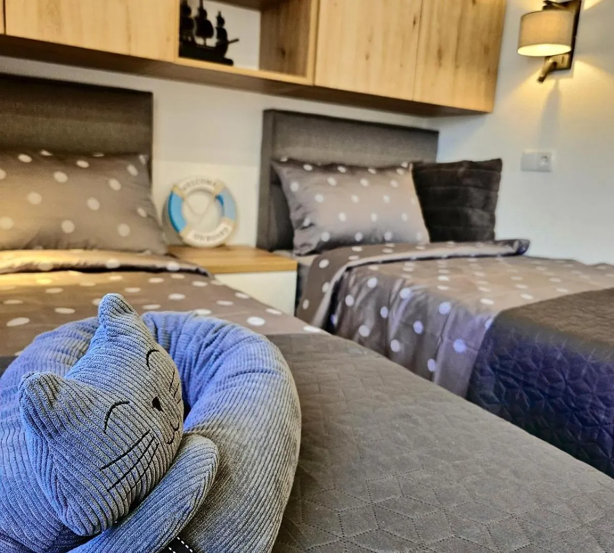 Villa Izziy By The Beach With A Sea View And Heated Pool Ražanac