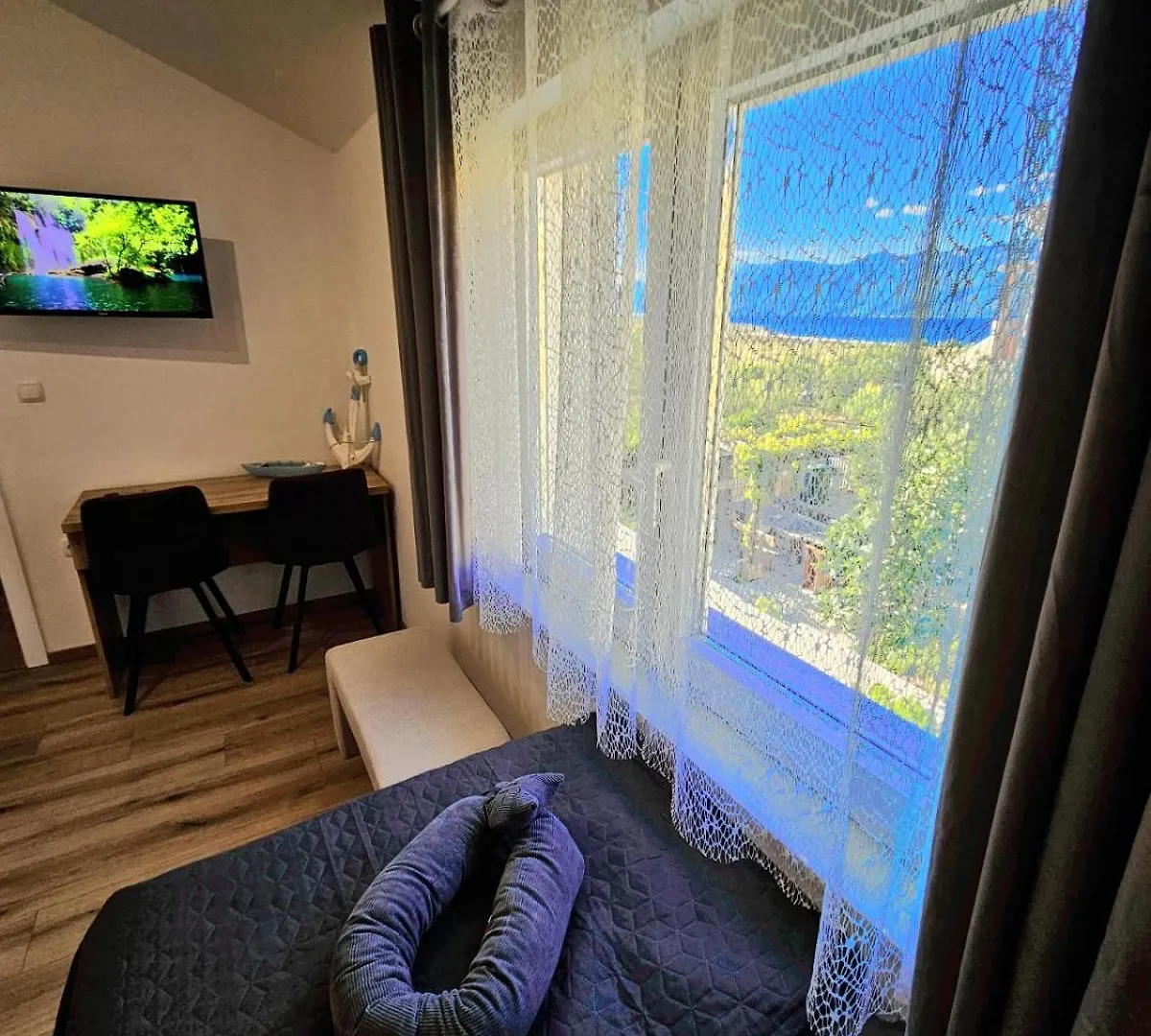 Villa Izziy By The Beach With A Sea View And Heated Pool Ražanac Croacia